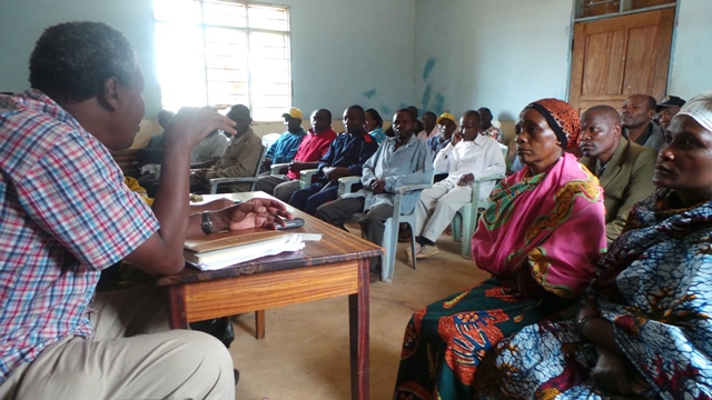 Picture 2 Talking to farmers